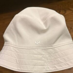 Lululemon Athletica Classic White Bucket Hat
